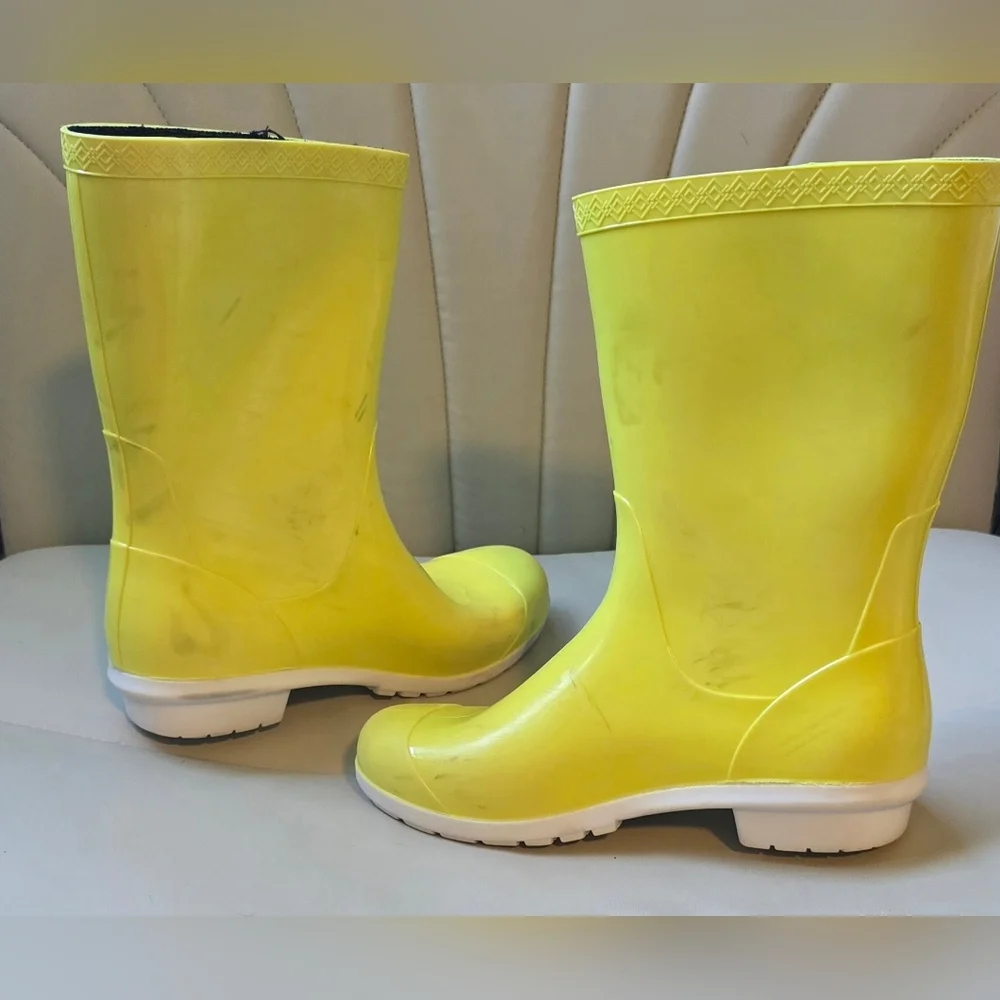 UGG Boots  Sienna Rain Mid Calf Waterproof Yellow Womens size US 8/mens Size 6 - Picture 12 of 14